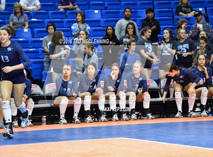 Thumbnail 3 in Har-Ber vs Fayetteville (AHSAA 7A Final) photogallery.