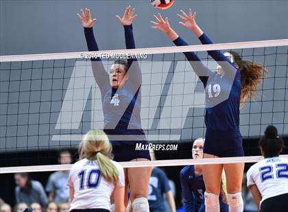 Thumbnail 1 in Har-Ber vs Fayetteville (AHSAA 7A Final) photogallery.