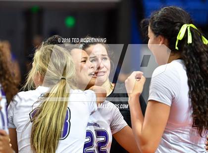 Thumbnail 2 in Har-Ber vs Fayetteville (AHSAA 7A Final) photogallery.