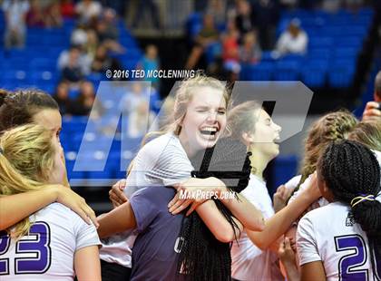 Thumbnail 3 in Har-Ber vs Fayetteville (AHSAA 7A Final) photogallery.