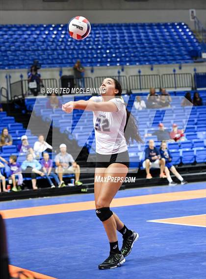 Thumbnail 1 in Har-Ber vs Fayetteville (AHSAA 7A Final) photogallery.