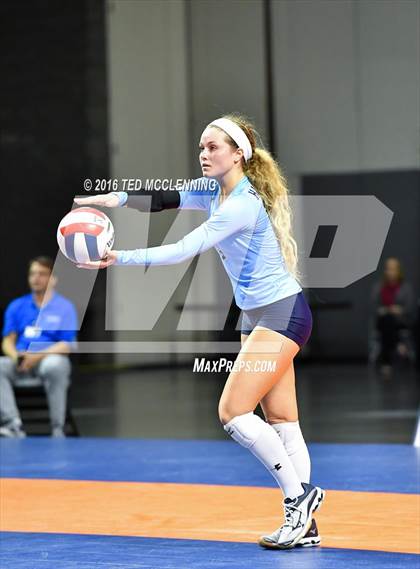 Thumbnail 3 in Har-Ber vs Fayetteville (AHSAA 7A Final) photogallery.