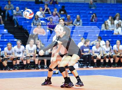 Thumbnail 1 in Har-Ber vs Fayetteville (AHSAA 7A Final) photogallery.
