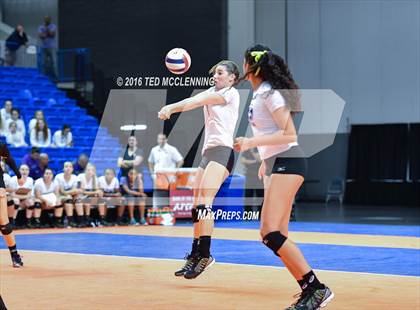 Thumbnail 3 in Har-Ber vs Fayetteville (AHSAA 7A Final) photogallery.
