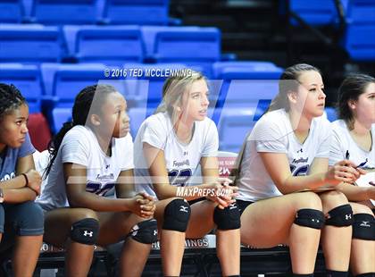 Thumbnail 3 in Har-Ber vs Fayetteville (AHSAA 7A Final) photogallery.