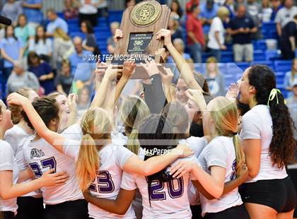 Thumbnail 3 in Har-Ber vs Fayetteville (AHSAA 7A Final) photogallery.