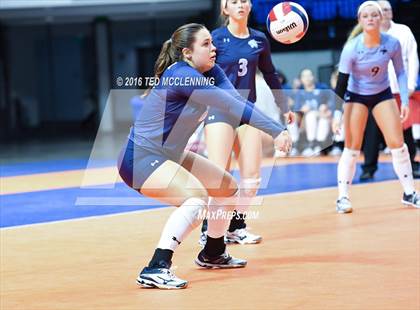 Thumbnail 1 in Har-Ber vs Fayetteville (AHSAA 7A Final) photogallery.