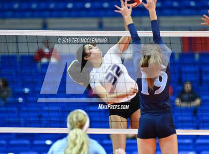 Thumbnail 3 in Har-Ber vs Fayetteville (AHSAA 7A Final) photogallery.