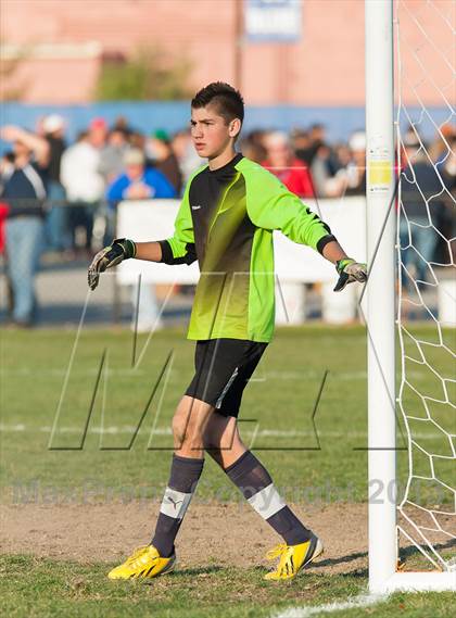Thumbnail 2 in Mendon vs. Averill Park (NYSPHSAA Class A Semifinal) photogallery.