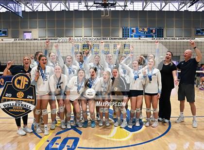 Thumbnail 2 in Monta Vista vs Central Valley Christian (CIF Division 3 Final) photogallery.