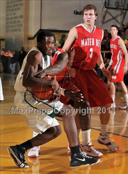 Thumbnail 3 in Eisenhower vs. Mater Dei (CIF SS Playoffs) photogallery.