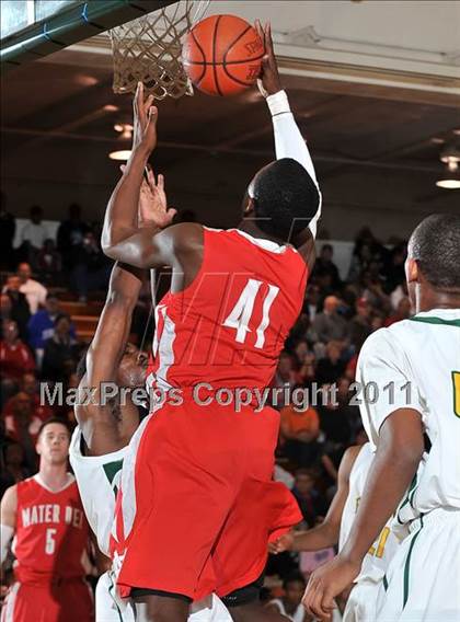 Thumbnail 1 in Eisenhower vs. Mater Dei (CIF SS Playoffs) photogallery.