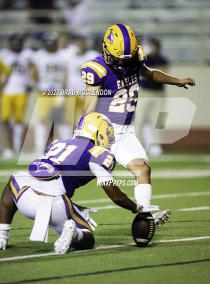 Thumbnail 2 in Highland Park vs Richardson photogallery.