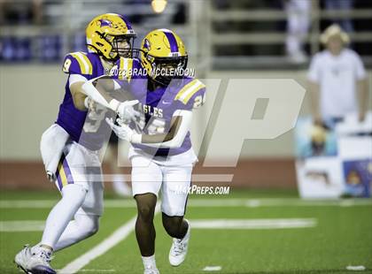 Thumbnail 2 in Highland Park vs Richardson photogallery.