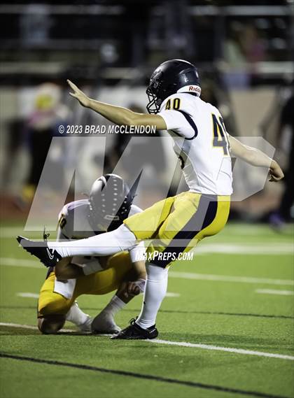 Thumbnail 3 in Highland Park vs Richardson photogallery.