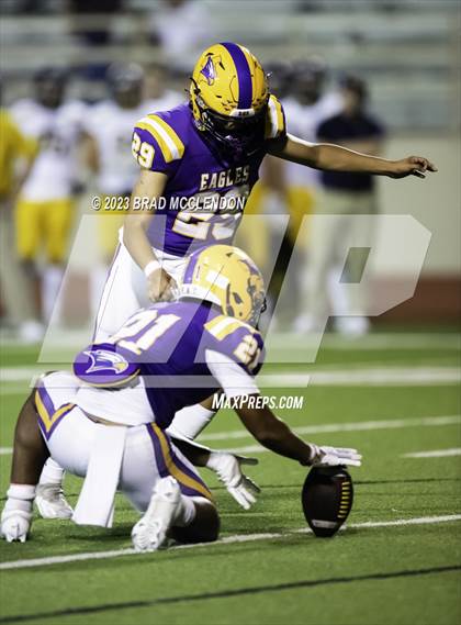 Thumbnail 1 in Highland Park vs Richardson photogallery.