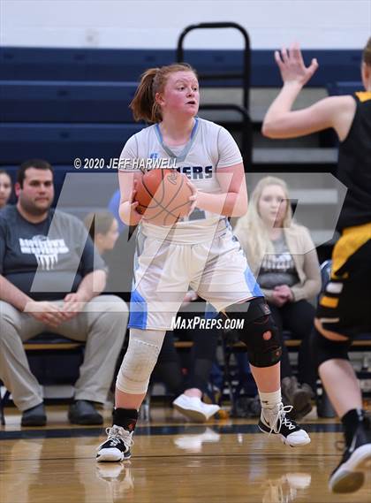 Thumbnail 3 in Garfield @ Rootstown photogallery.
