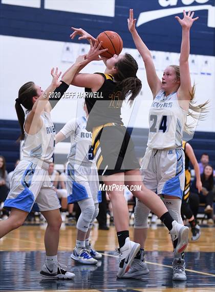 Thumbnail 1 in Garfield @ Rootstown photogallery.