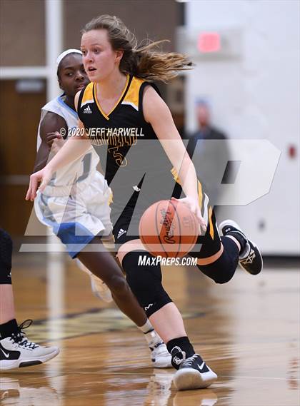 Thumbnail 2 in Garfield @ Rootstown photogallery.