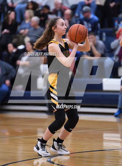 Thumbnail 1 in Garfield @ Rootstown photogallery.