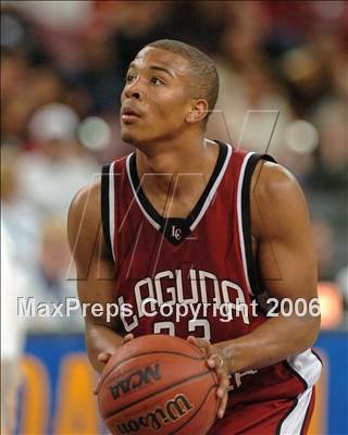 Thumbnail 2 in Laguna Creek vs. Vallejo (Section Playoffs) photogallery.