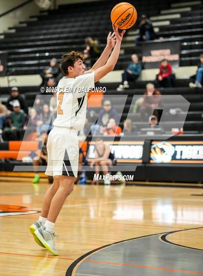 Thumbnail 2 in Mullen @ Lakewood photogallery.