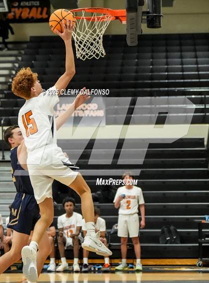 Thumbnail 3 in Mullen @ Lakewood photogallery.