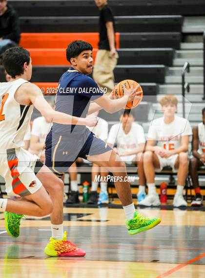Thumbnail 2 in Mullen @ Lakewood photogallery.