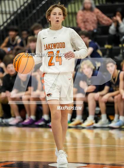 Thumbnail 1 in Mullen @ Lakewood photogallery.