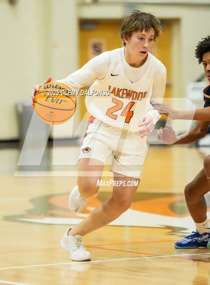 Thumbnail 3 in Mullen @ Lakewood photogallery.