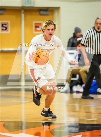 Thumbnail 2 in Mullen @ Lakewood photogallery.