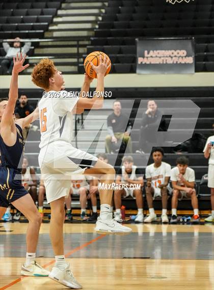 Thumbnail 3 in Mullen @ Lakewood photogallery.