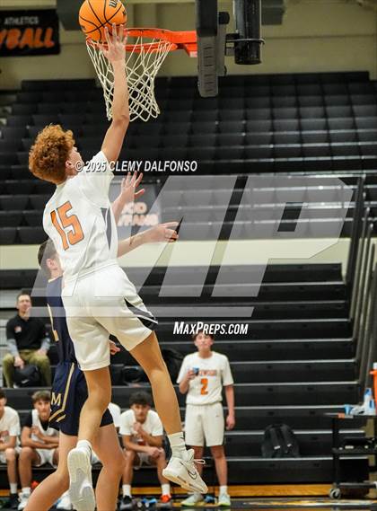 Thumbnail 2 in Mullen @ Lakewood photogallery.