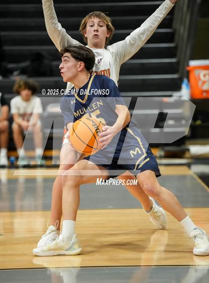 Thumbnail 2 in Mullen @ Lakewood photogallery.