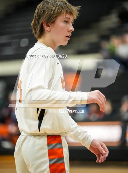 Thumbnail 3 in Mullen @ Lakewood photogallery.