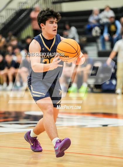 Thumbnail 1 in Mullen @ Lakewood photogallery.