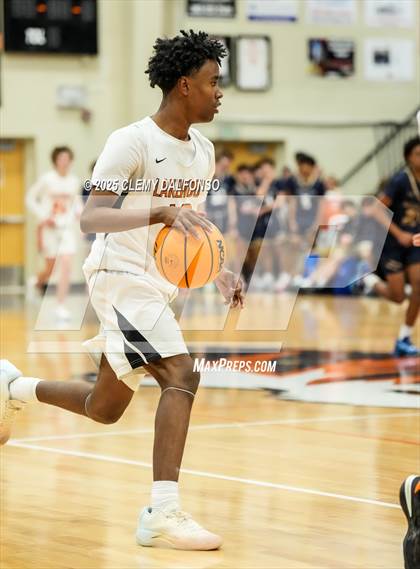 Thumbnail 2 in Mullen @ Lakewood photogallery.