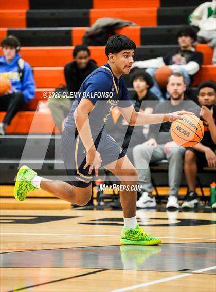Thumbnail 3 in Mullen @ Lakewood photogallery.