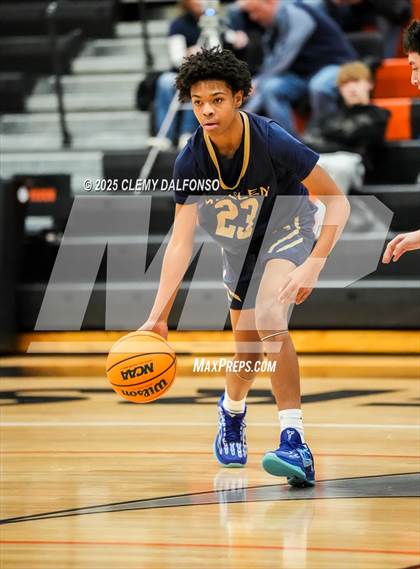 Thumbnail 1 in Mullen @ Lakewood photogallery.