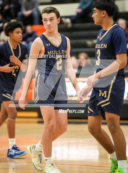 Thumbnail 1 in Mullen @ Lakewood photogallery.