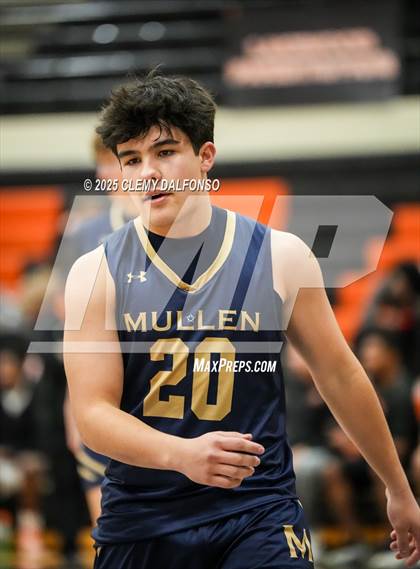 Thumbnail 3 in Mullen @ Lakewood photogallery.