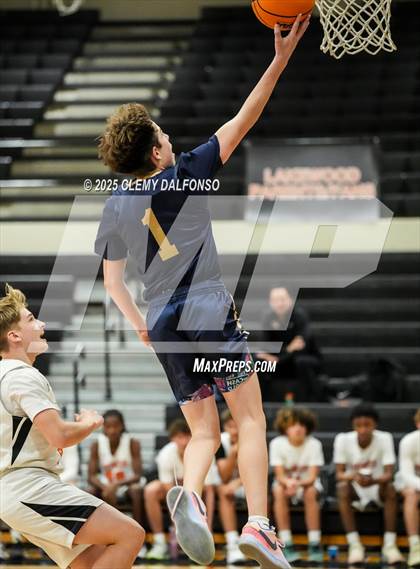 Thumbnail 2 in Mullen @ Lakewood photogallery.