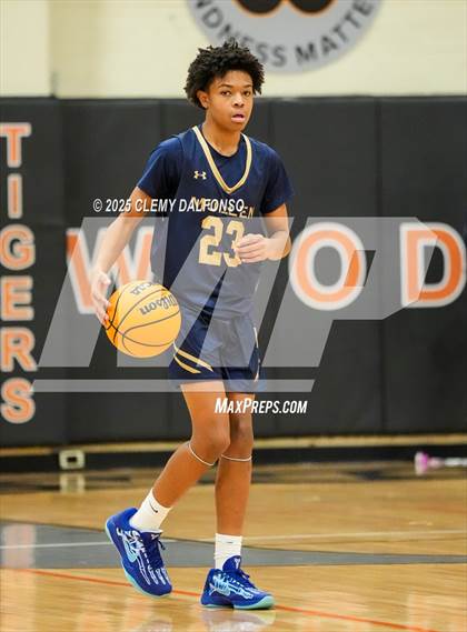 Thumbnail 1 in Mullen @ Lakewood photogallery.