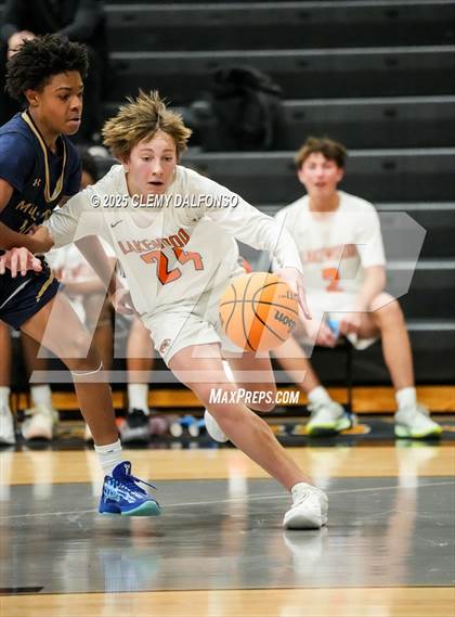 Thumbnail 1 in Mullen @ Lakewood photogallery.