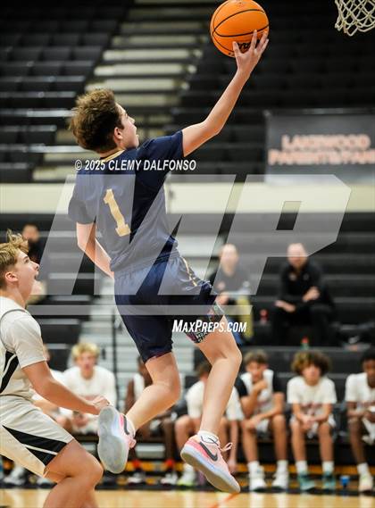 Thumbnail 1 in Mullen @ Lakewood photogallery.