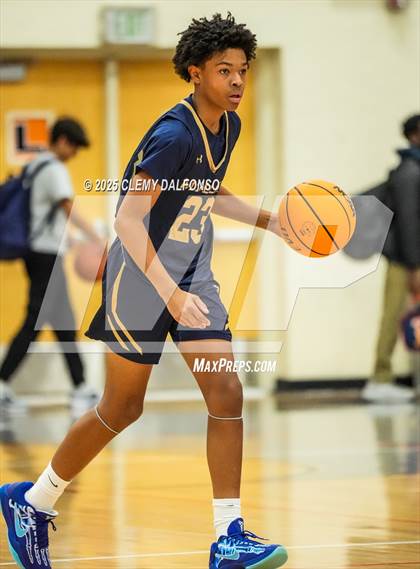 Thumbnail 3 in Mullen @ Lakewood photogallery.