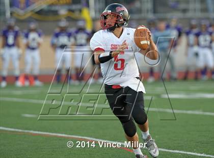 Thumbnail 3 in Sumner vs Shelton photogallery.