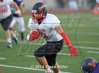 Thumbnail 2 in Sumner vs Shelton photogallery.