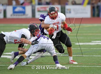Thumbnail 3 in Sumner vs Shelton photogallery.