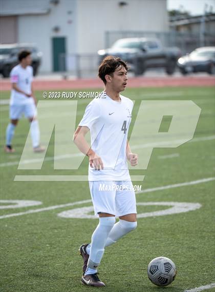 Thumbnail 3 in Oceanside vs. Birmingham (SoCal HS Classic by Nike (Inv.. Final) photogallery.